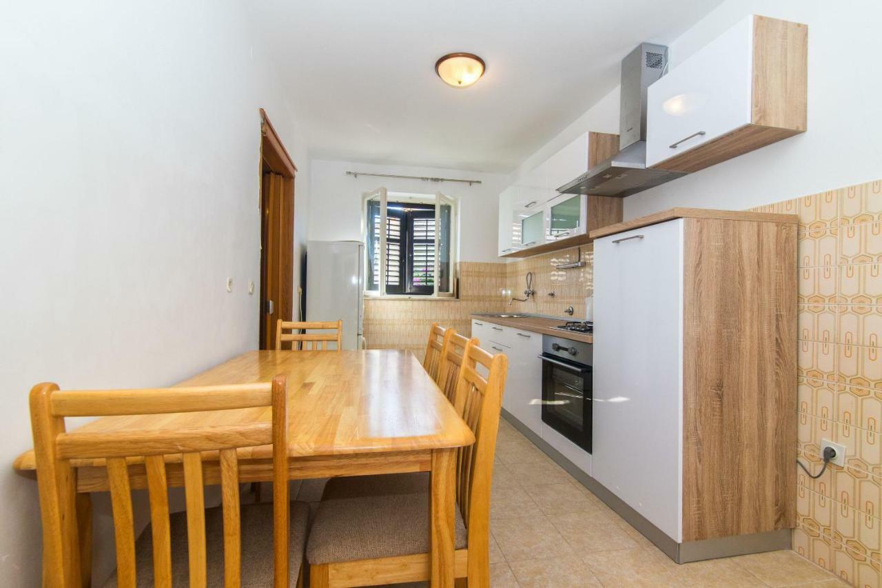 Apartment Jerka Supetar Extérieur photo