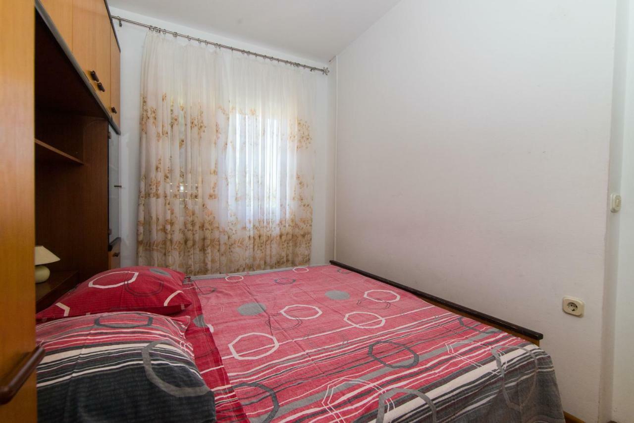 Apartment Jerka Supetar Extérieur photo